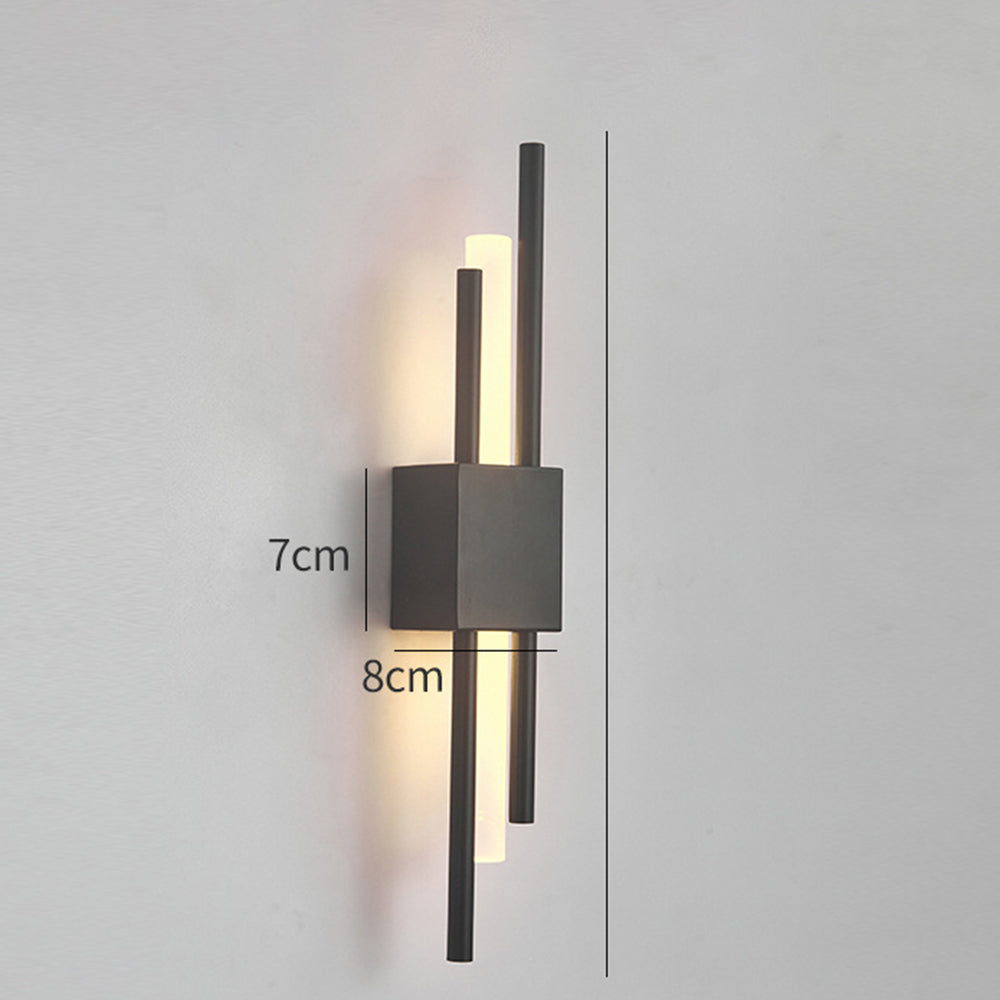 Modern Minimalist Iron Acrylic Indoor Wall Light | Sconara