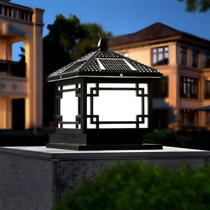 Modern Square Solar Metal Outdoor Light Fixture | Fenlora