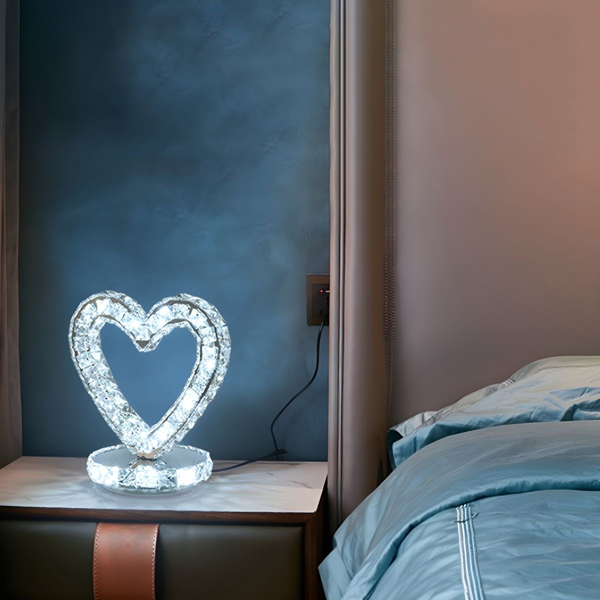 Modern Table Lamp with Crystal Shades Ambient Lighting | Nardon