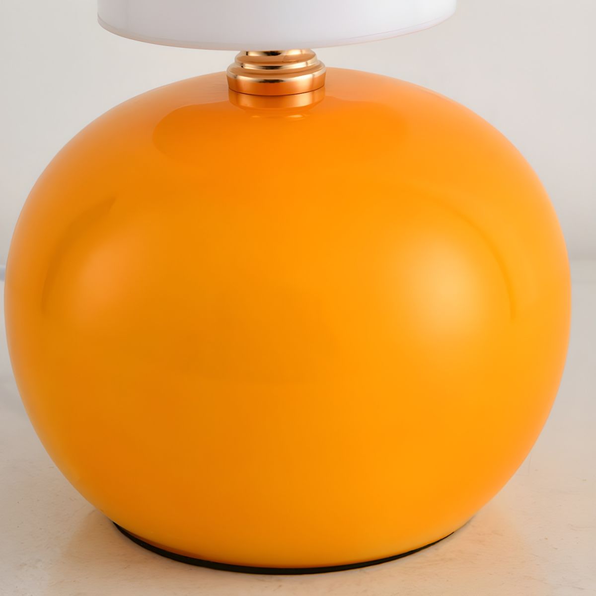 Modern Table Lamp with Glass Shade for Living Room | Virelu
