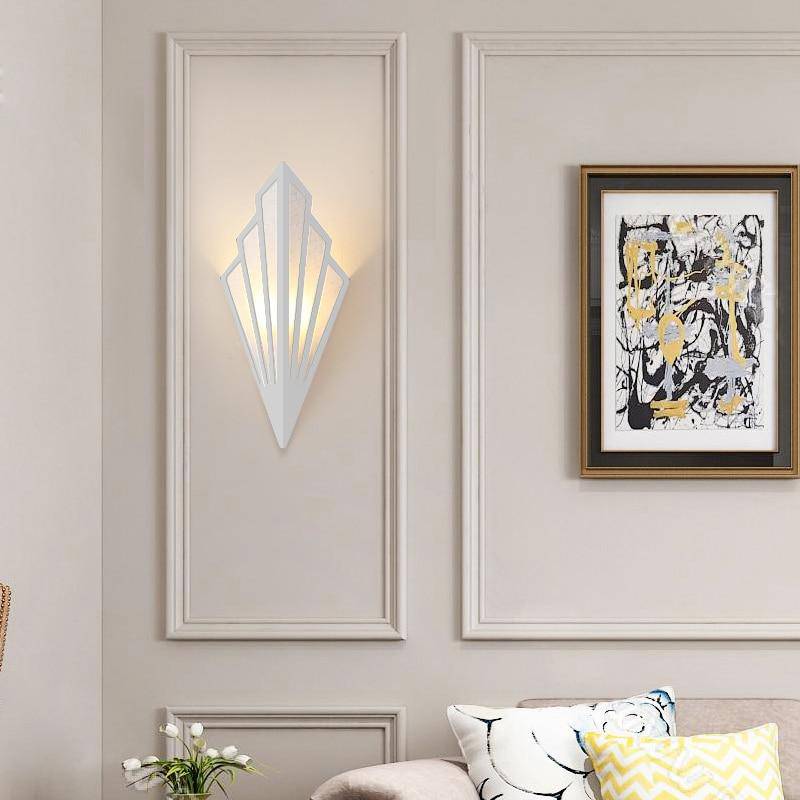Modern Triangular Metal LED Wall Light for Rooms | Glimra