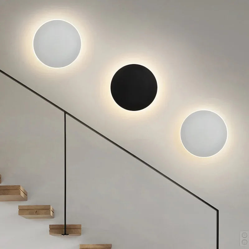 Nordic Aluminium LED Motion Sensor Wall Light Design | Varqis