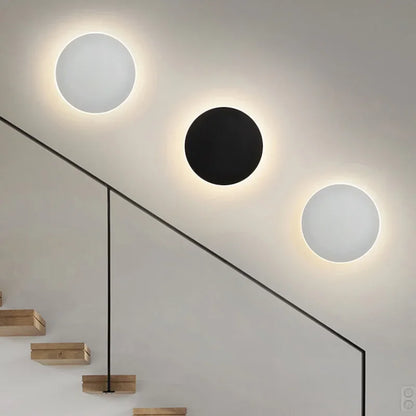 Nordic Aluminium LED Motion Sensor Wall Light Design | Varqis