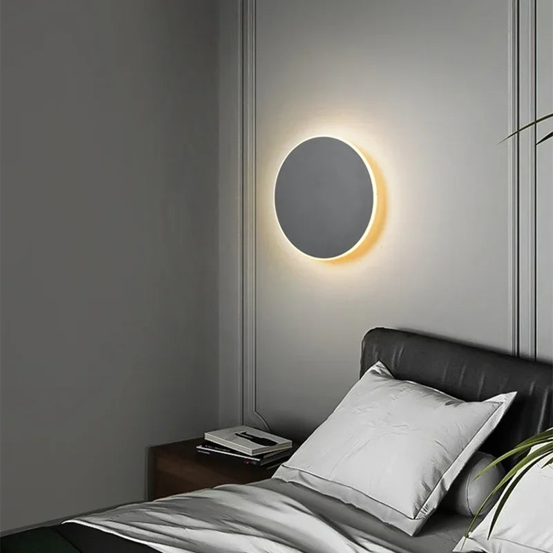 Nordic Aluminium LED Motion Sensor Wall Light Design | Varqis