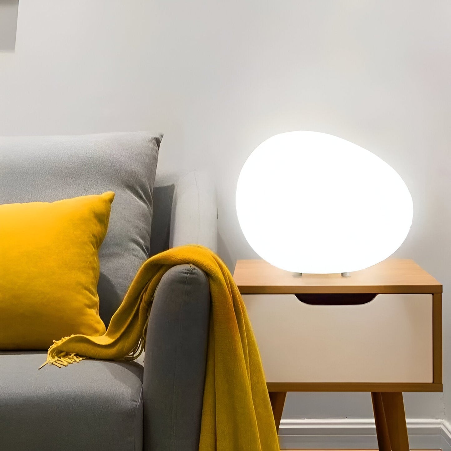 Nordic Metal Table Lamp for Contemporary Interiors | Orville