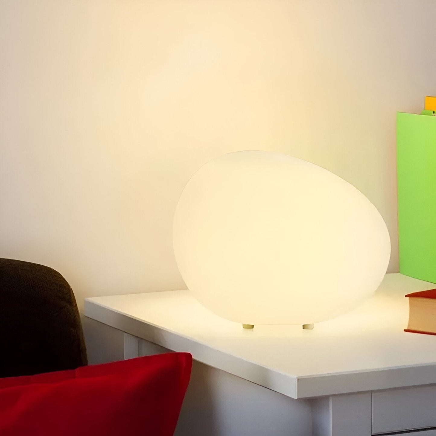 Nordic Metal Table Lamp for Contemporary Interiors | Orville