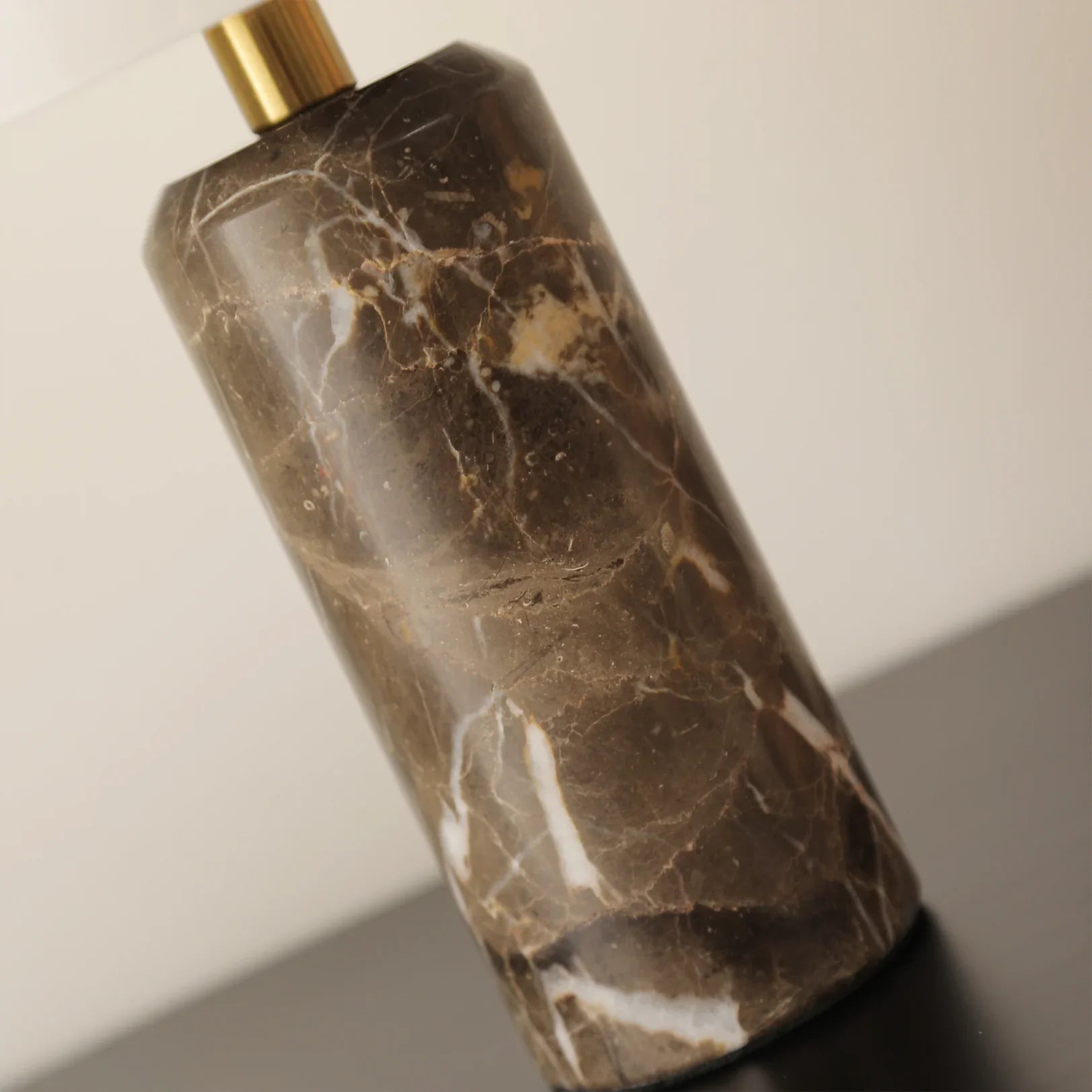 Nordic Portable LED Table Lamp with Marble Base | Nadoma
