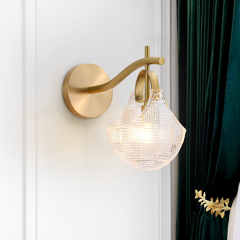 Nordic Shell Brass Finish Modern Wall Sconce Light | Mireva