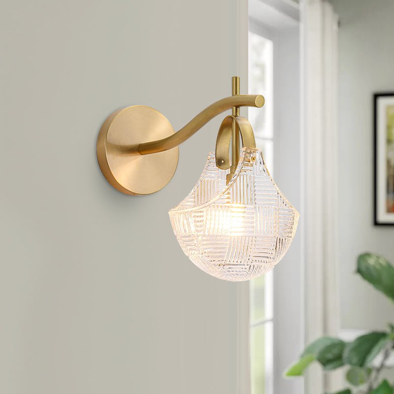 Nordic Shell Brass Finish Modern Wall Sconce Light | Mireva