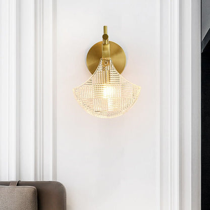 Nordic Shell Brass Finish Modern Wall Sconce Light | Mireva
