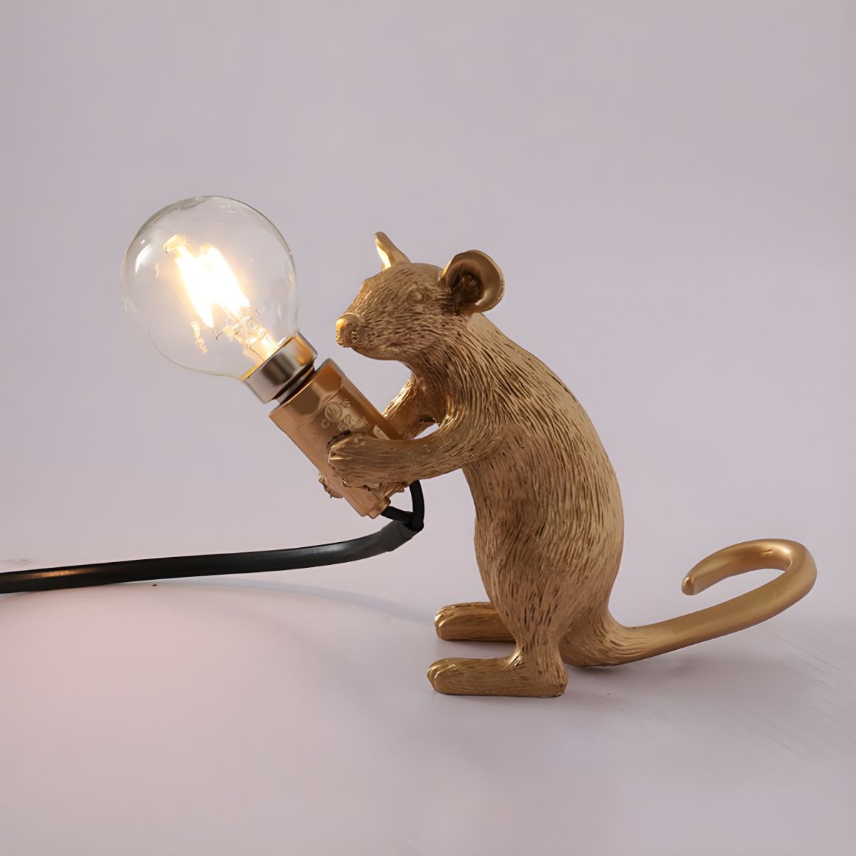 Nordic Style Gold Resin Mouse Table Lamp | Rattate