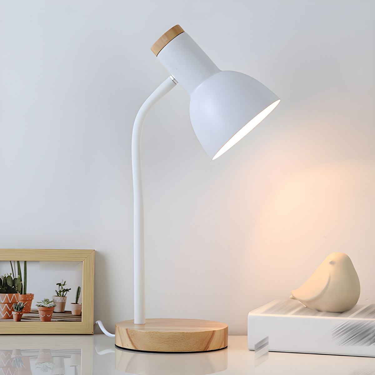 Nordic Style Table Lamp with Wooden Base | Norvella