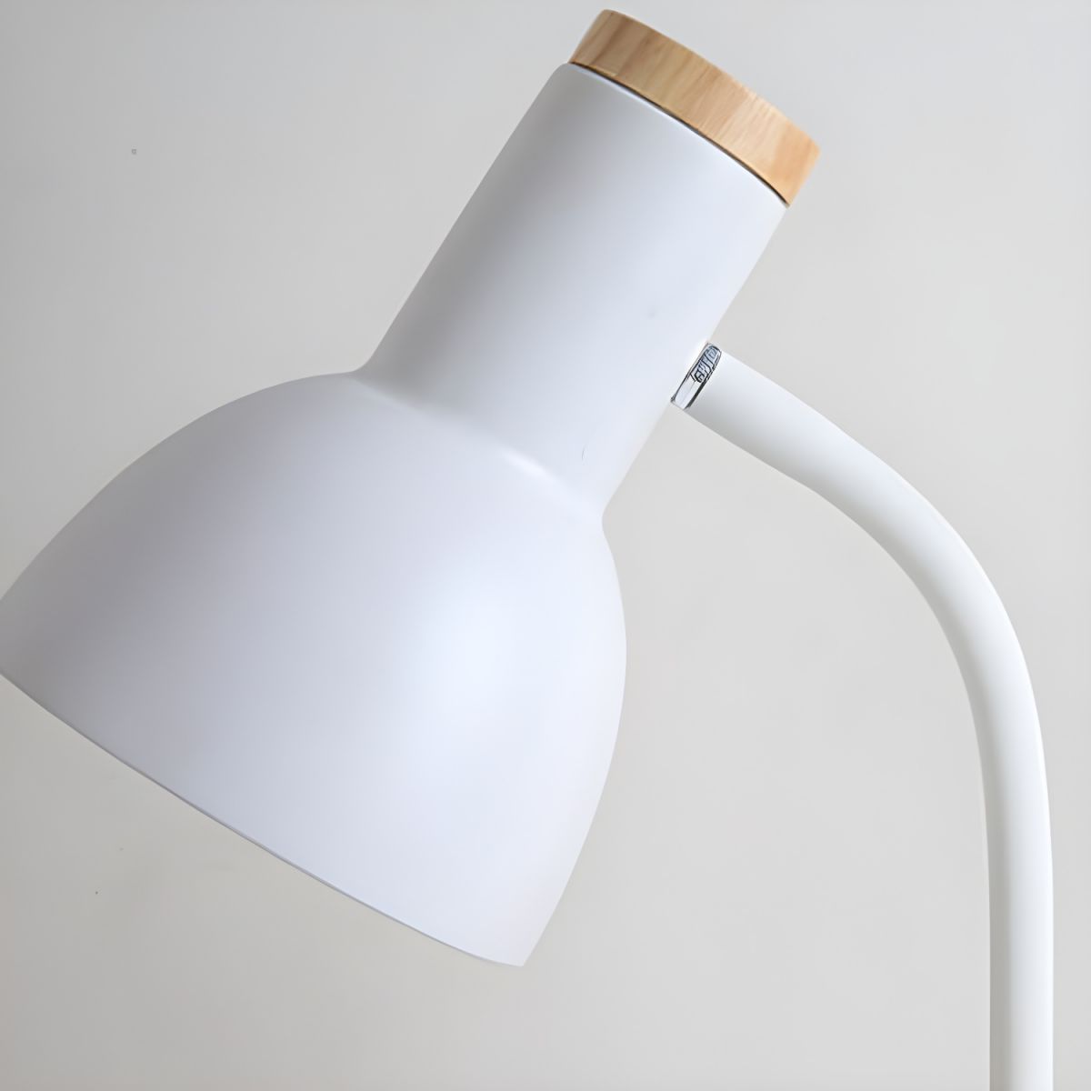 Nordic Style Table Lamp with Wooden Base | Norvella