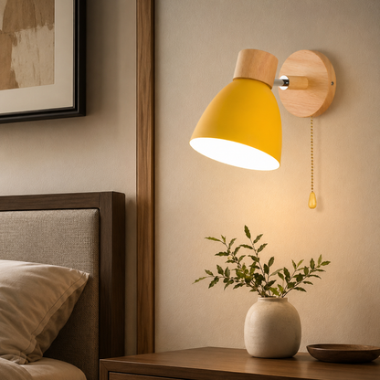 Nordic Wooden Wall Sconce for Cosy Compact Spaces | Darnova
