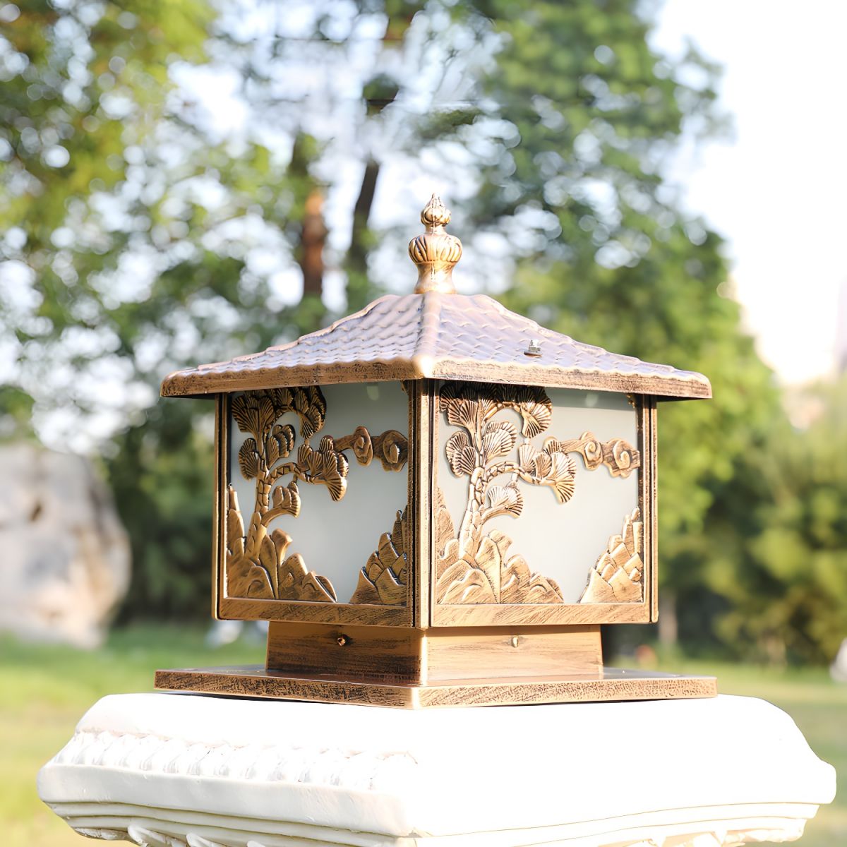 Outdoor Aluminium Cube Pillar Light for Garden Patio | Lumoza
