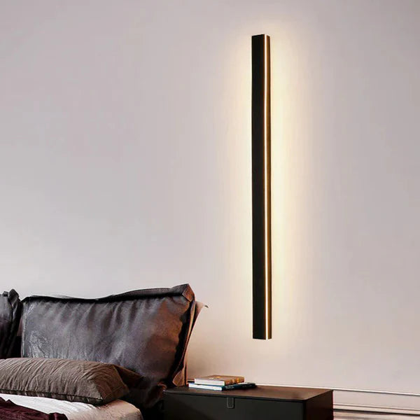 Outdoor Linear LED Wall Light Black for Garden Use | Halvex