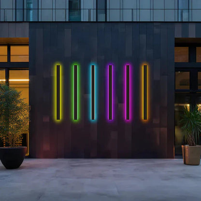 Outdoor Linear LED Wall Light Black for Garden Use | Halvex