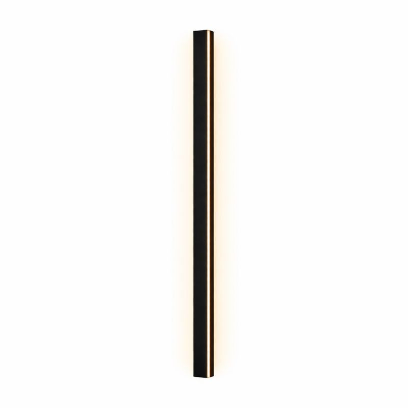 Outdoor Linear LED Wall Light Black for Garden Use | Halvex