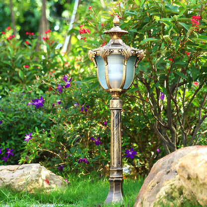 Outdoor Retro Light with Prismatic Glass Bell Shade | Zorvix