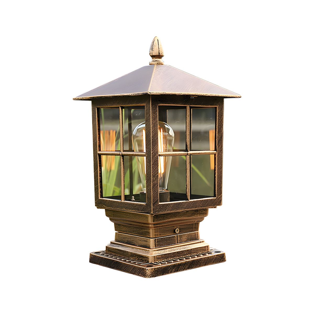 Outdoor Retro Metal Lantern Post Light for Garden | Selqor