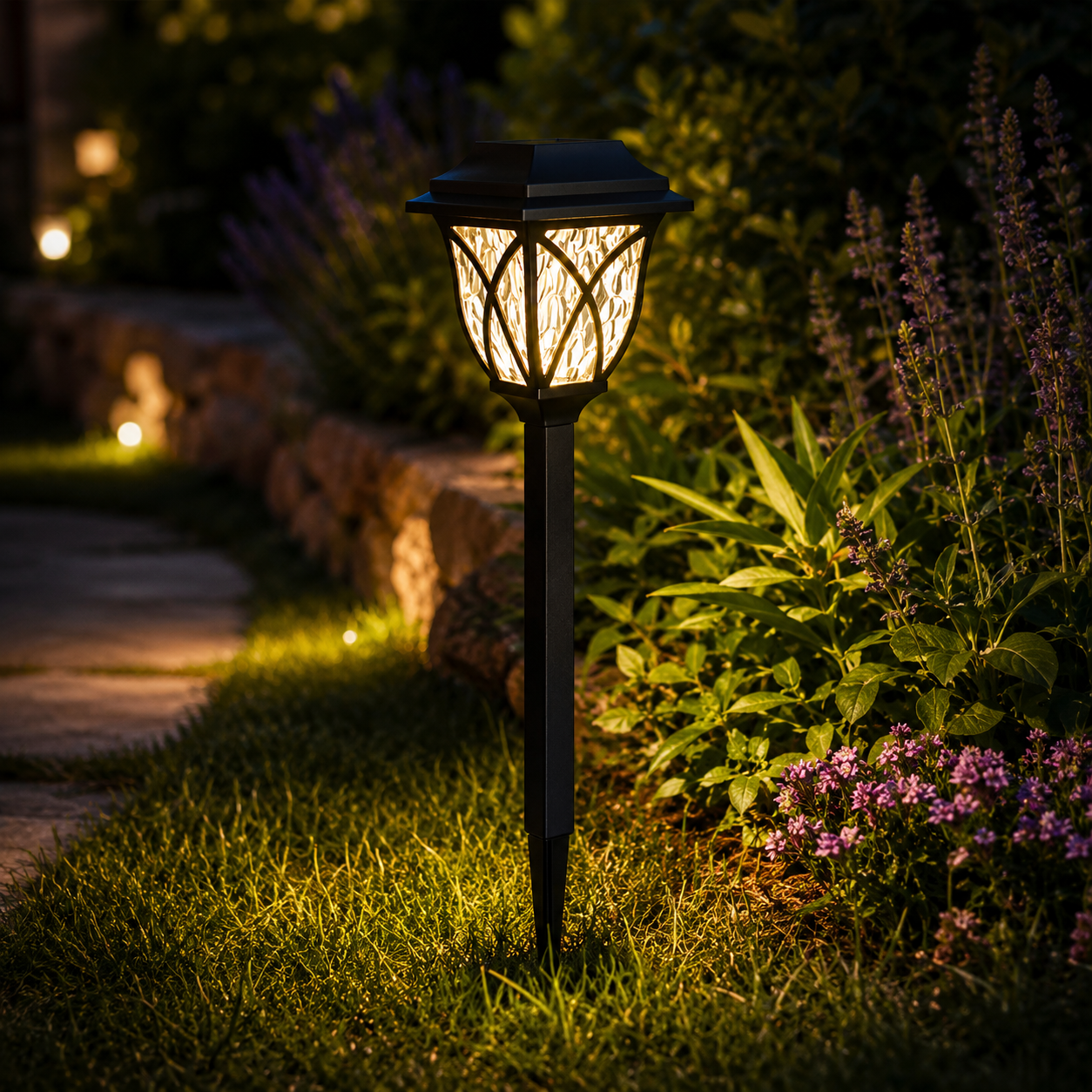 Outdoor Solar LED Garden Pathway Light Warm Glow | Solvra