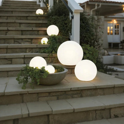 Outdoor Solar LED Sphere Light Modern Portable Design | Bravico