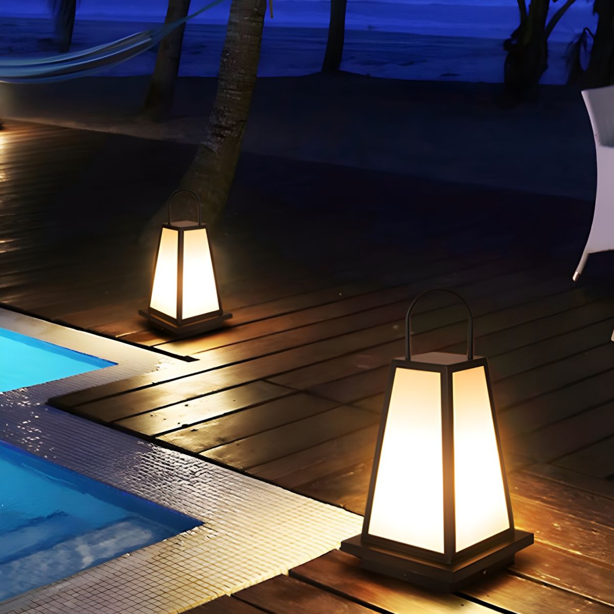 Outdoor Solar Metal Pillar Lamp Waterproof LED Light | Invero