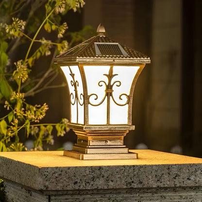 Rectangular Solar Metal Outdoor Light Fixture | Ilnexo