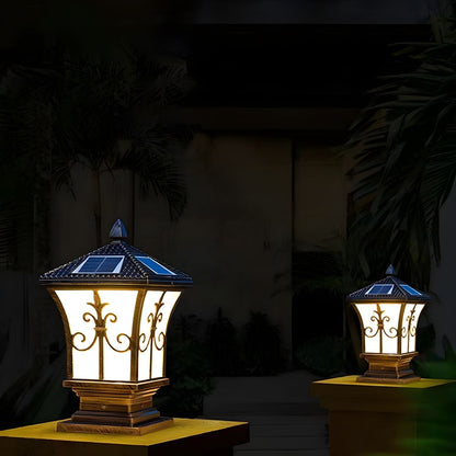 Rectangular Solar Metal Outdoor Light Fixture | Ilnexo