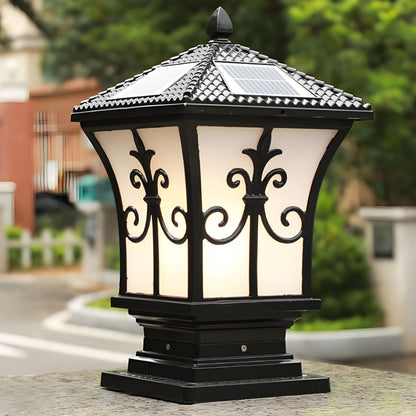 Rectangular Solar Metal Outdoor Light Fixture | Ilnexo