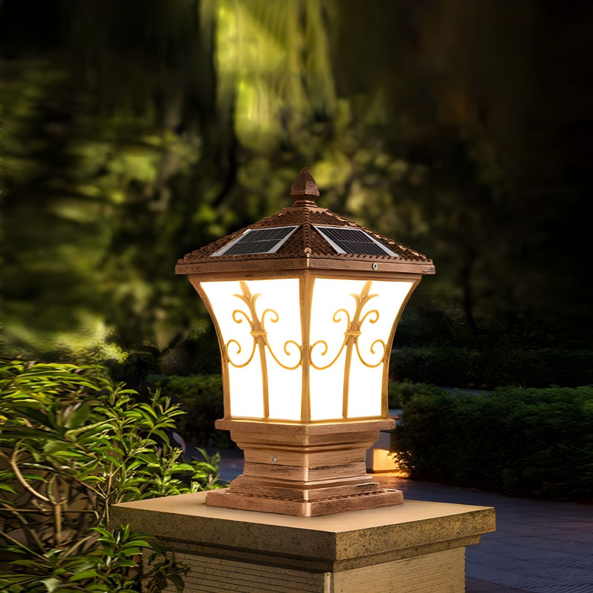 Rectangular Solar Metal Outdoor Light Fixture | Ilnexo