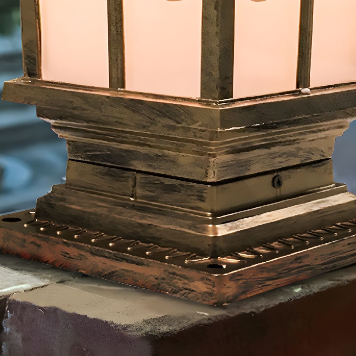Rectangular Solar Metal Outdoor Light Fixture | Ilnexo