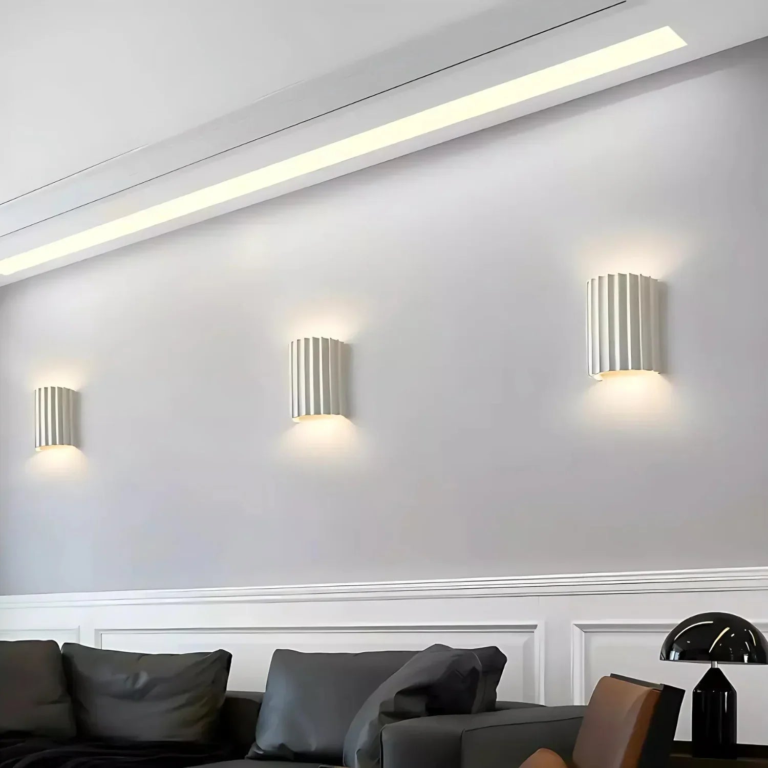 Resin Body Wall Light in Nordic Minimalist Style | Lumoris