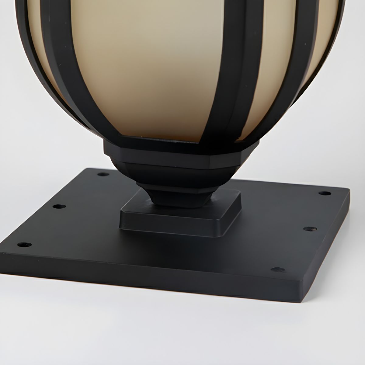 Retro Black Metal Outdoor Pillar Lamp Light | Jenvaro
