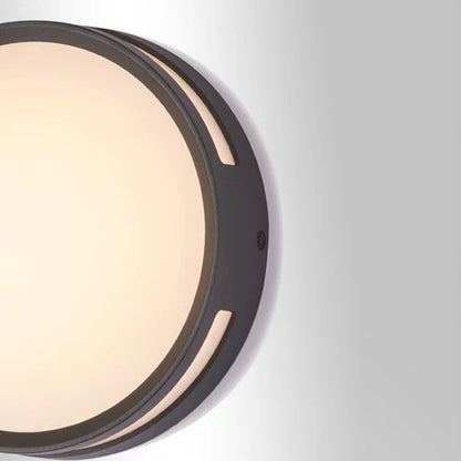 Round Outdoor LED Wall Light Modern Metal Design | Quorix