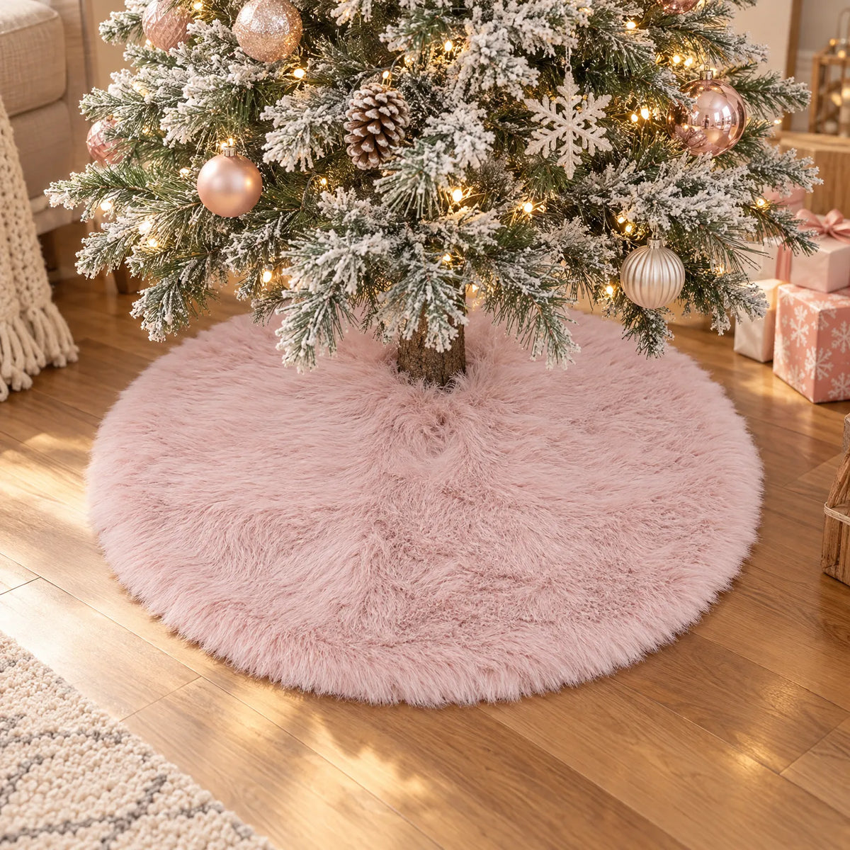 Round Plush Christmas Tree Skirt