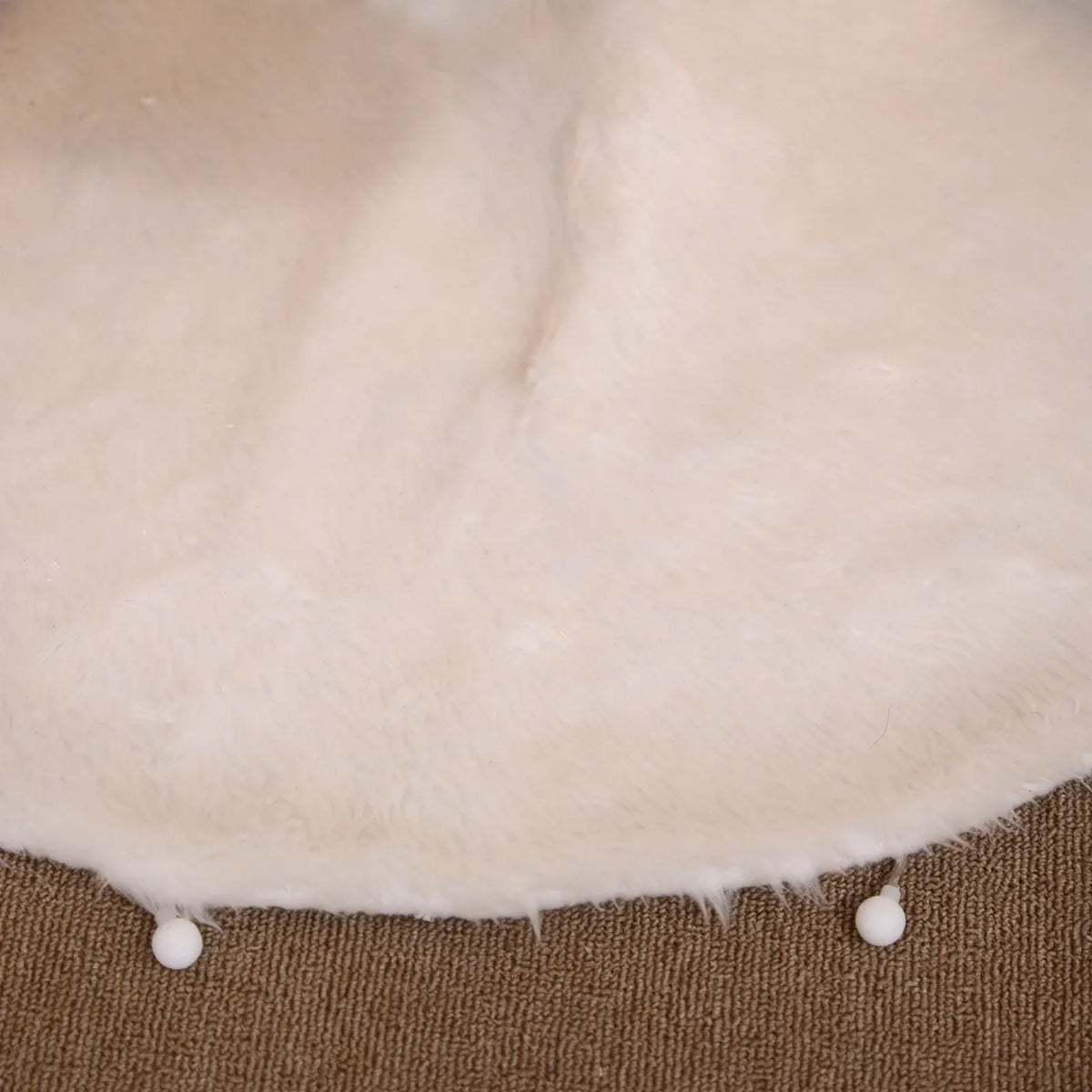 Round Plush Christmas Tree Skirt