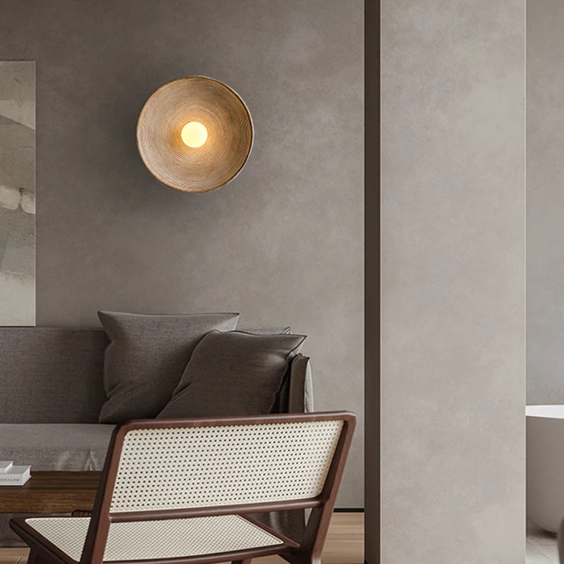 Round Resin Retro Japandi Wall Sconce Light Fixture | Hikaria