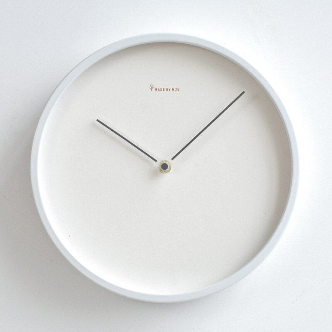 Scandinavian Minimalist Wall Clock Silent Quartz Round | Tavinor