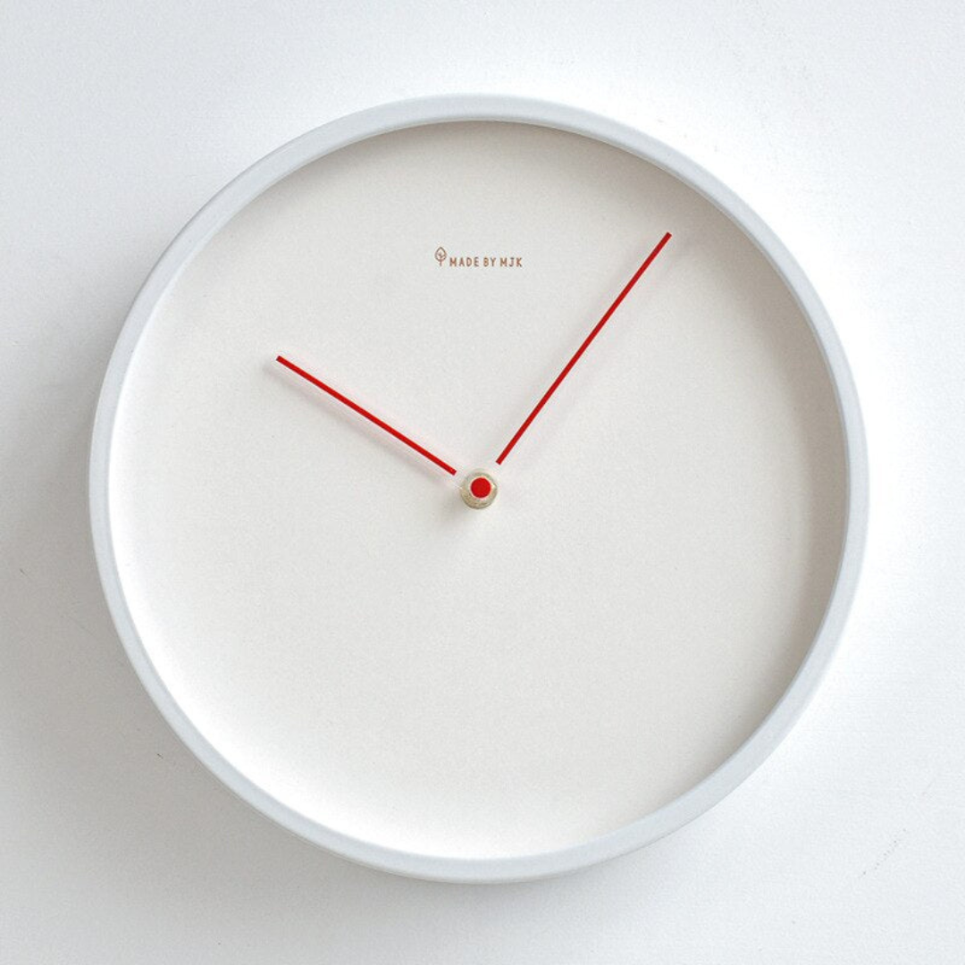 Scandinavian Minimalist Wall Clock Silent Quartz Round | Tavinor