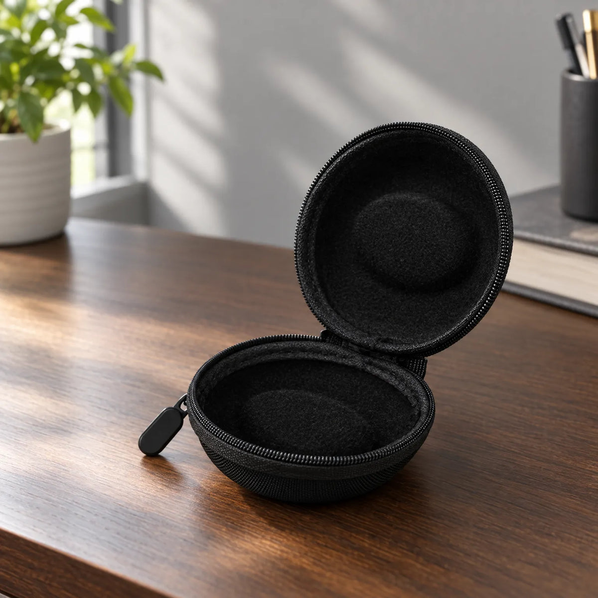 Single Hard Shell Watch Case