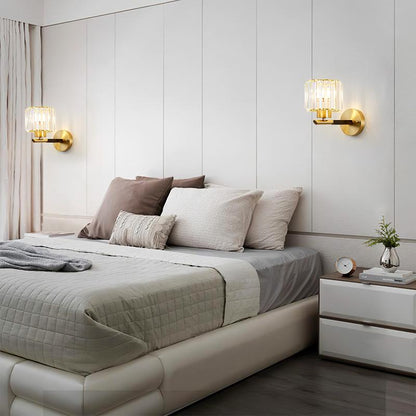 Single Light Clear Crystal Wall Sconce Brass Finish | Zoreli