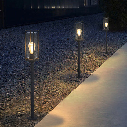 Solar Metal Path Light for Garden Outdoor Modern Design | Kavero