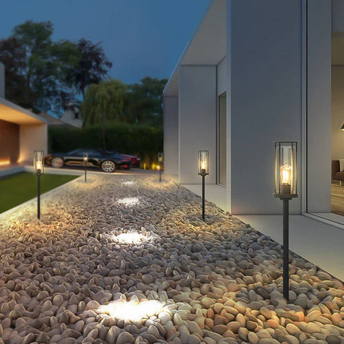 Solar Metal Path Light for Garden Outdoor Modern Design | Kavero
