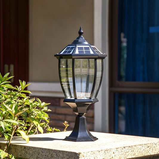 Solar Outdoor Pier LED Light in Classic Design | Nelvaro