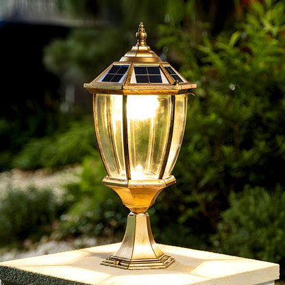 Solar Outdoor Pier LED Light in Classic Design | Nelvaro