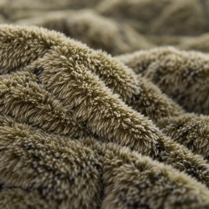Thick Winter Comforter with Reversible Plush Fleece Design