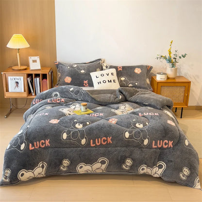 Thick Winter Comforter with Reversible Soft Fleece Design