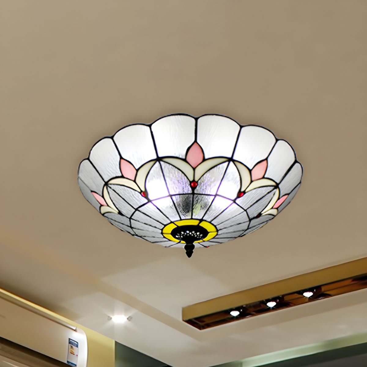 Tiffany Glass Bowl Flush Mount Ceiling Light Classic | Aurinox