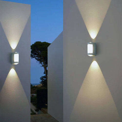 Up Down Outdoor LED Wall Light Modern Dual Direction | Ulvera